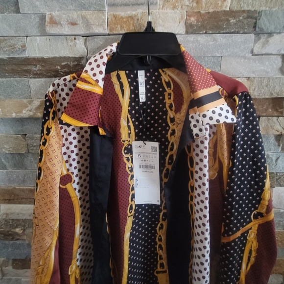 Zara Blouse - Picture 2 of 3